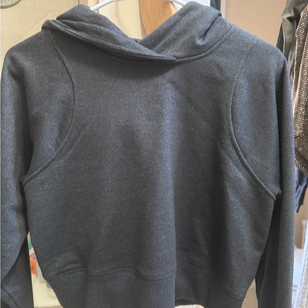 Women's Lululemom Loungeful Cropped Hoodie